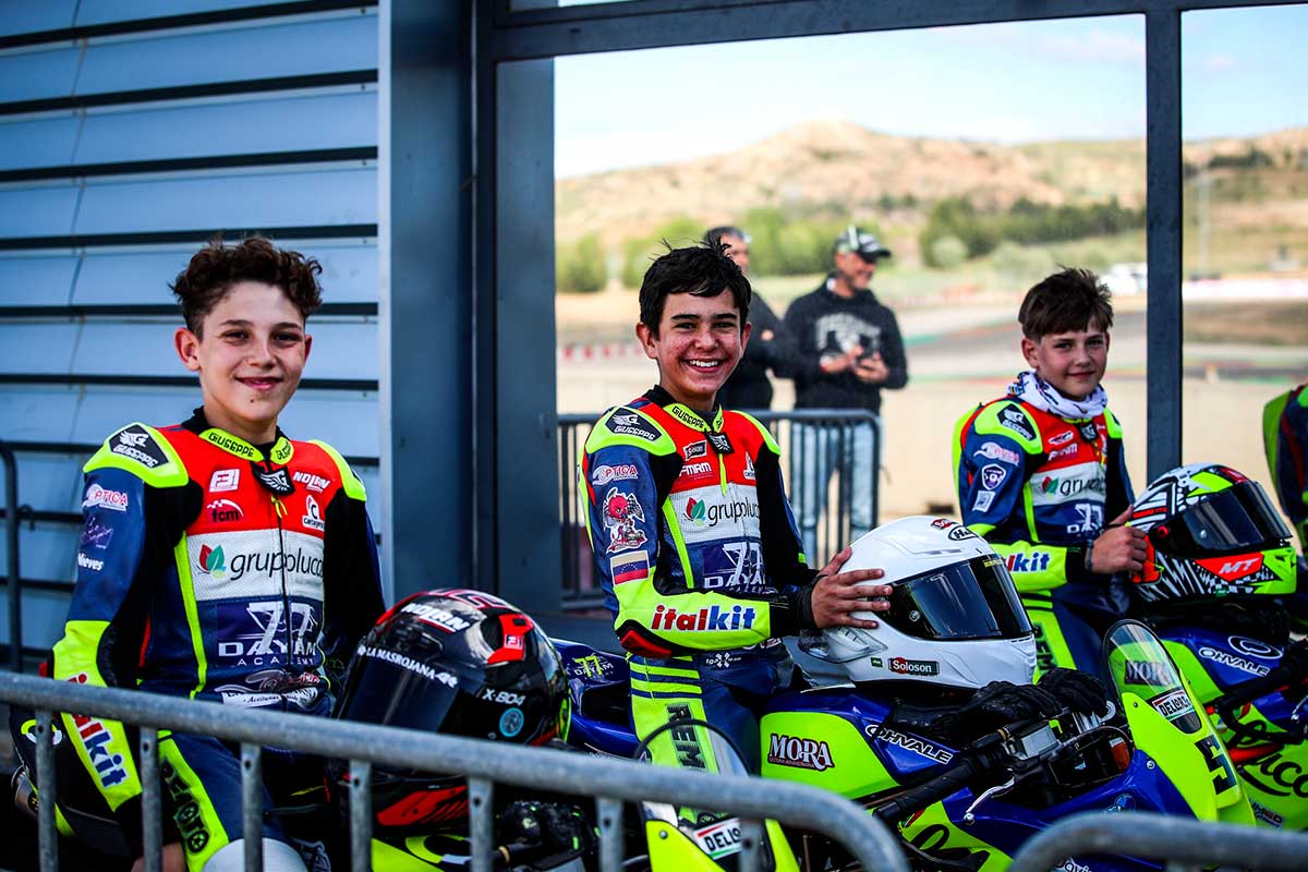 FIM 190 CC (12 A 16 AÑOS) FIM 190 CC (12 A 16 AÑOS)